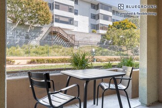 8700 Pershing Dr in Los Angeles, CA - Building Photo - Building Photo