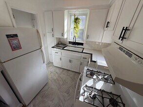 774 Gardendale St in Ferndale, MI - Building Photo - Building Photo