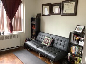 16 Lake St in White Plains, NY - Building Photo - Building Photo