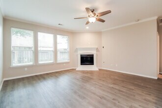 123 Pike Mill Pl in Montgomery, TX - Building Photo - Building Photo