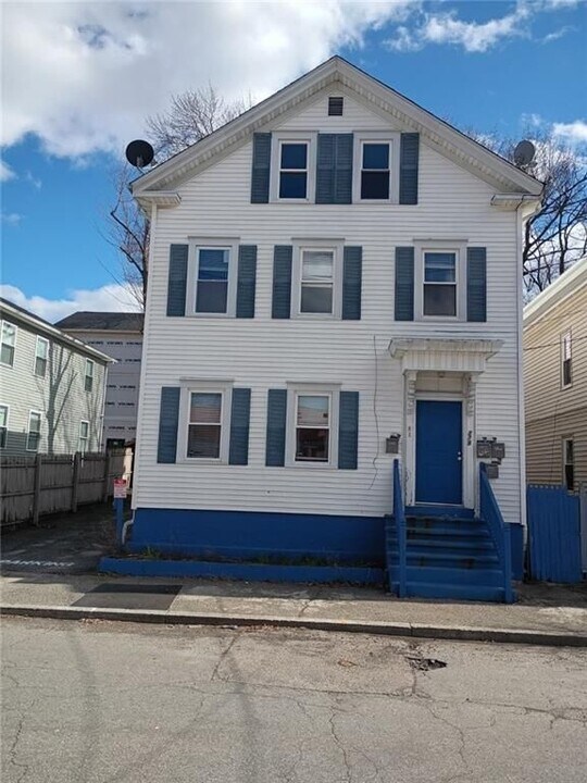 278 Sayles St in Providence, RI - Building Photo
