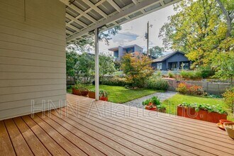 1092 Kirkwood Ave SE in Atlanta, GA - Building Photo - Building Photo