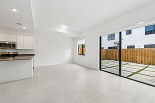 34524 SW 190th Ave in Miami, FL - Building Photo