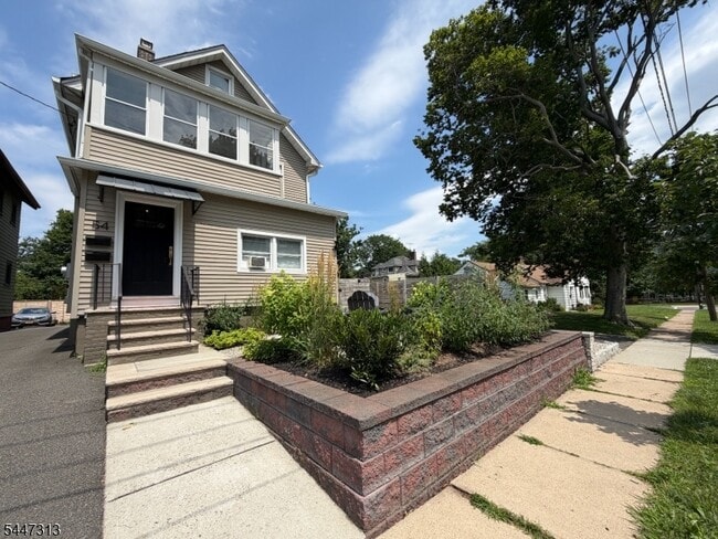 property at 54 Label St