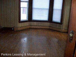 16 Belmont Ave in Waterville, ME - Foto de edificio - Building Photo