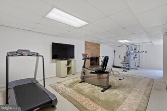 4041 27th Rd N in Arlington, VA - Building Photo - Building Photo