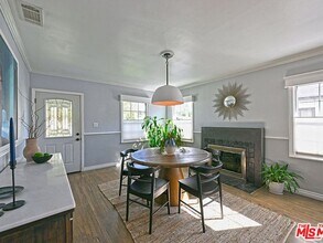 1833 Brockton Ave in Los Angeles, CA - Building Photo - Building Photo