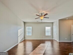 182 Daisy Cir in Mcdonough, GA - Building Photo - Building Photo