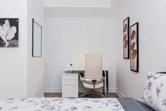 540 Boul. de Maisonneuve E in Montréal, QC - Building Photo - Building Photo
