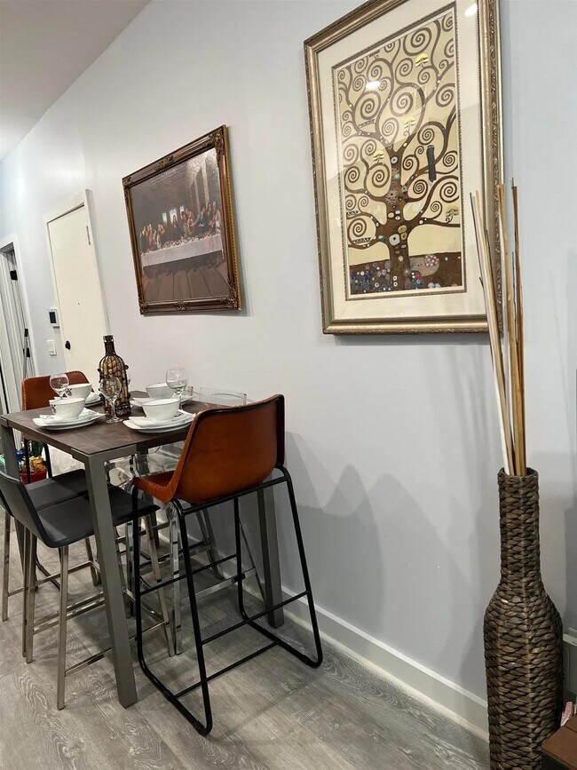 84 Sherman Ave in Jersey City, NJ - Building Photo - Building Photo