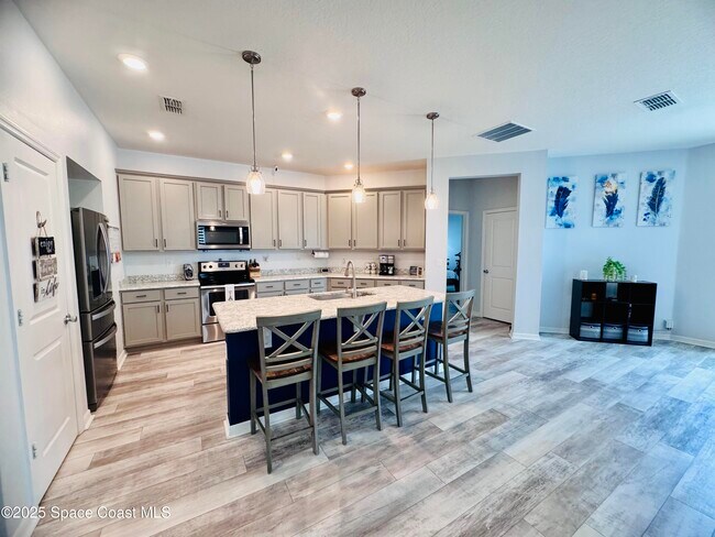 1611 Orsi Pl in West Melbourne, FL - Building Photo - Building Photo