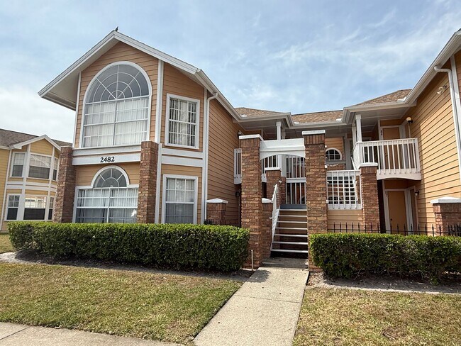 2482 Sweetwater Club Cir