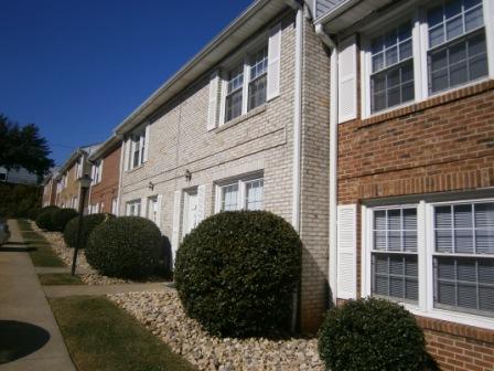 Oxford Square Townhomes in Lynchburg, VA - Building Photo