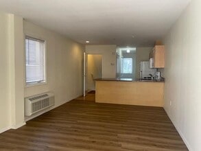 19 Kentucky St in Long Beach, NY - Building Photo - Building Photo