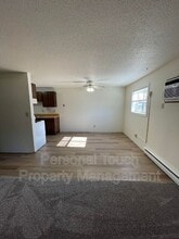 212 9th Ave S in Casselton, ND - Building Photo - Building Photo