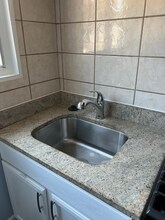 5225 Dix St NE in Washington, DC - Foto de edificio - Building Photo