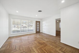 6523 Cindy Ln in Houston, TX - Building Photo - Building Photo