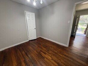 4706 Clemmons Dr in Ellenwood, GA - Building Photo - Building Photo