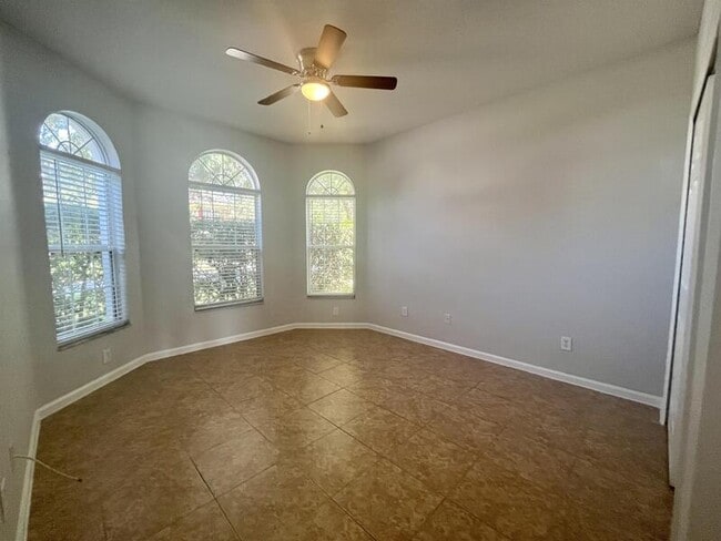 414 Fern Lake Dr in Orlando, FL - Building Photo - Building Photo