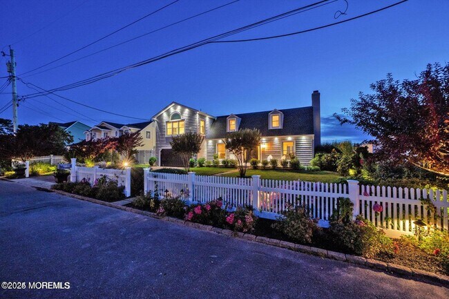 340 Bay Ln in Mantoloking, NJ - Building Photo - Building Photo