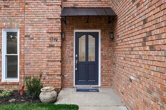1719 Altacrest Dr in Grapevine, TX - Building Photo - Building Photo
