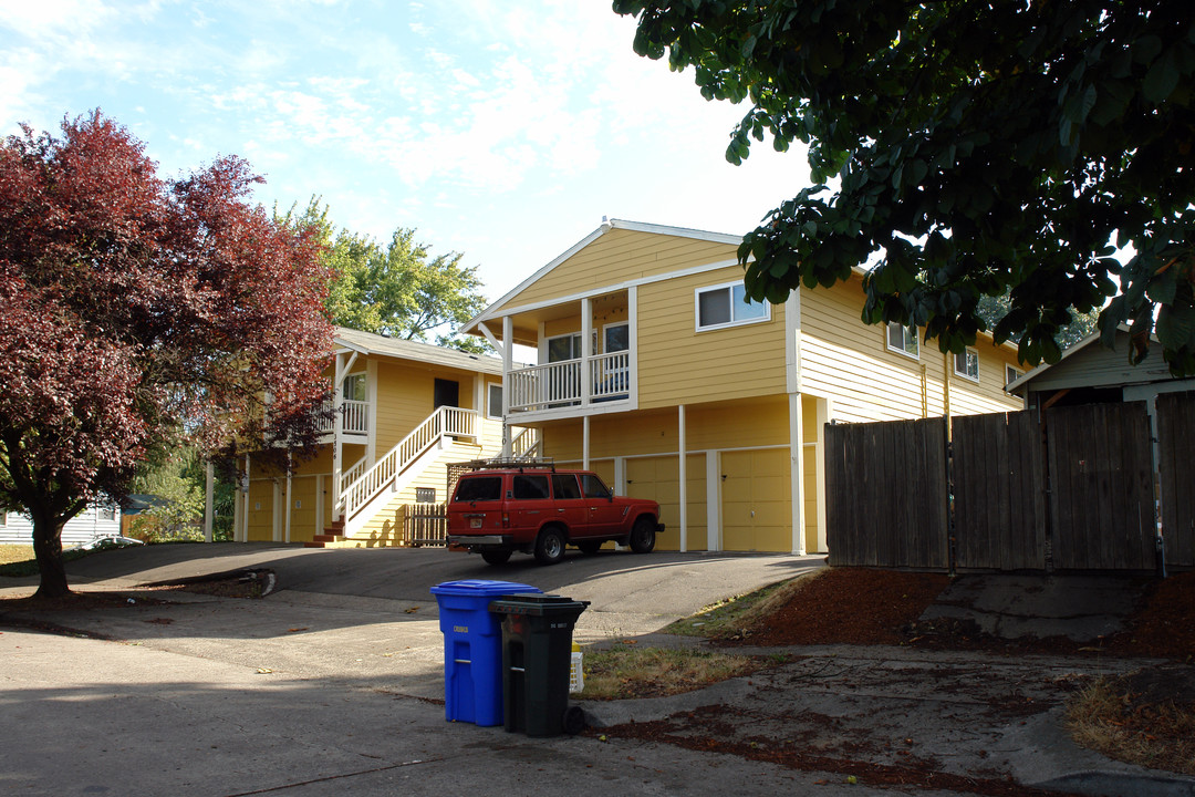 Dogwood Court in Portland, OR - Foto de edificio