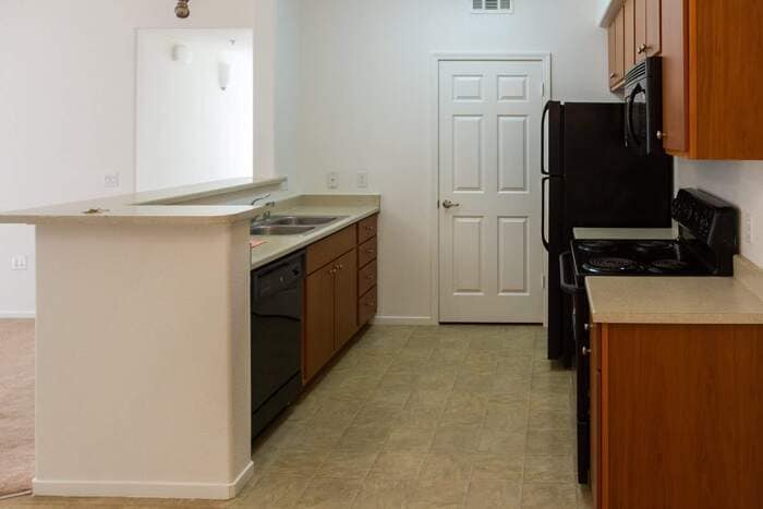 1251 Whitney Ranch Pkwy in Rocklin, CA - Building Photo