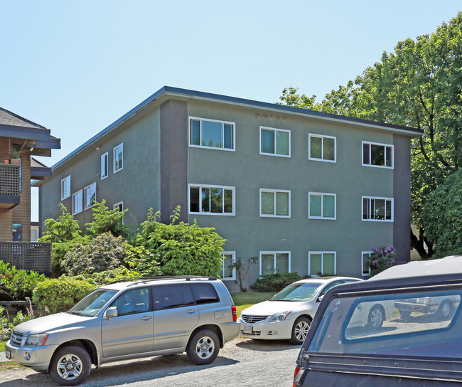 The Rox Holme in Vancouver, BC - Building Photo - Primary Photo