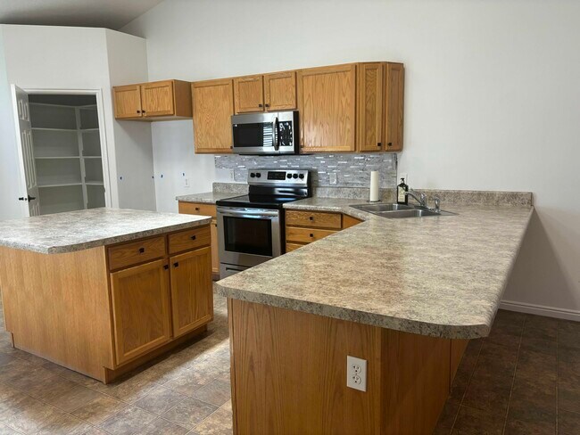 548 N 500 W in Lehi, UT - Building Photo - Building Photo