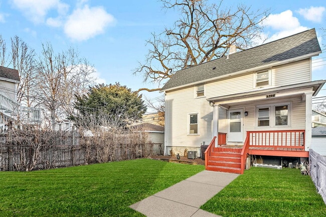 317 Sherman Ave in Evanston, IL - Building Photo - Building Photo