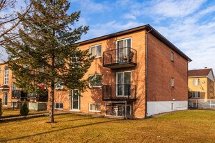 9299 Maurice-Duplessis Boul in Montréal, QC - Building Photo