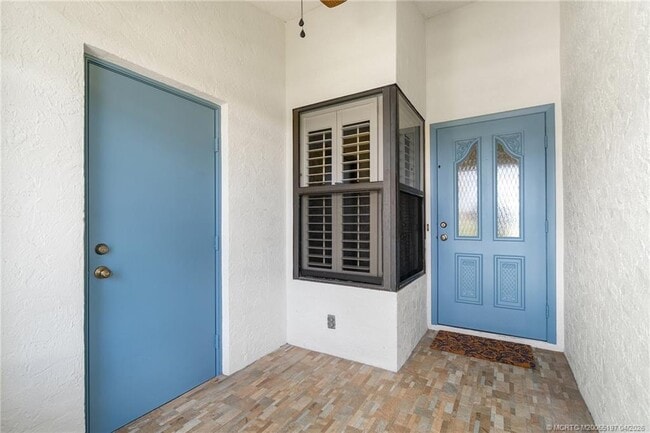 7711 SE Sugar Sand Cir in Hobe Sound, FL - Building Photo - Building Photo