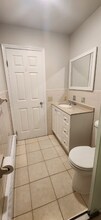 219 Roosevelt St in Union City, NJ - Foto de edificio - Building Photo
