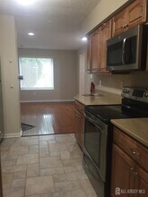 94 Tennyson Dr in Plainsboro, NJ - Building Photo - Building Photo