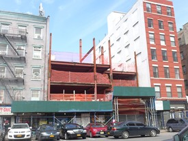 208 Delancey St Apartments