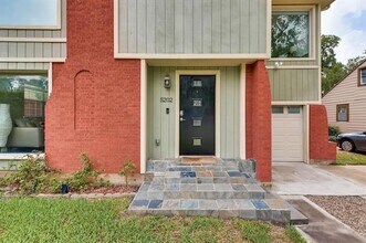 5202 Pershing St in Dallas, TX - Building Photo - Building Photo