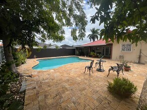13253 NW 7th Terrace in Miami, FL - Building Photo - Building Photo