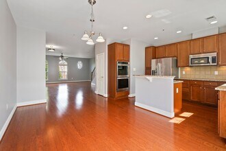 505 Jurgensen Pl in Hyattsville, MD - Building Photo - Building Photo