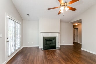 1825 Neighborhood Walk in Mcdonough, GA - Building Photo - Building Photo