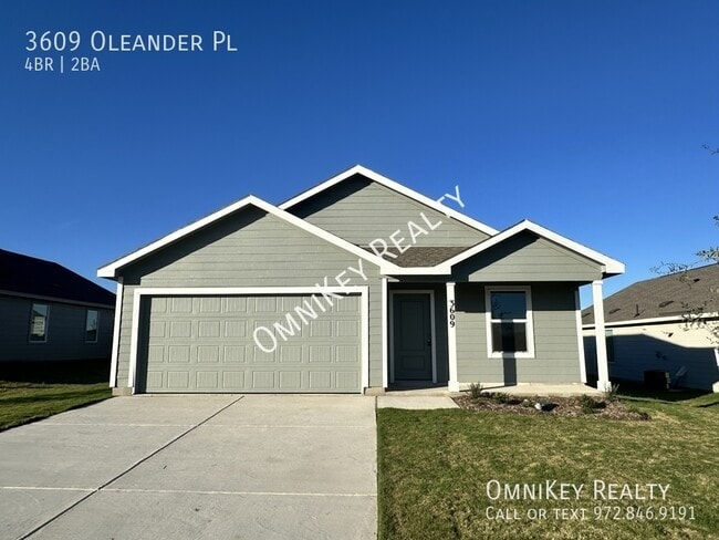 property at 3609 Oleander Pl