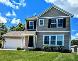 431 Pioneer Trl in Cedar Springs, MI - Building Photo