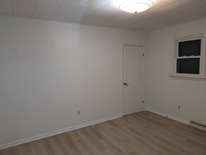 171 King Ln in Simcoe, ON - Building Photo - Building Photo