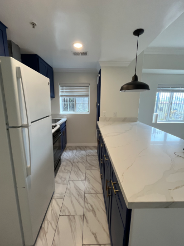 property at 1072 Laguna Ave