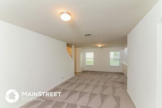 13019 Strada Privata in San Antonio, TX - Foto de edificio - Building Photo