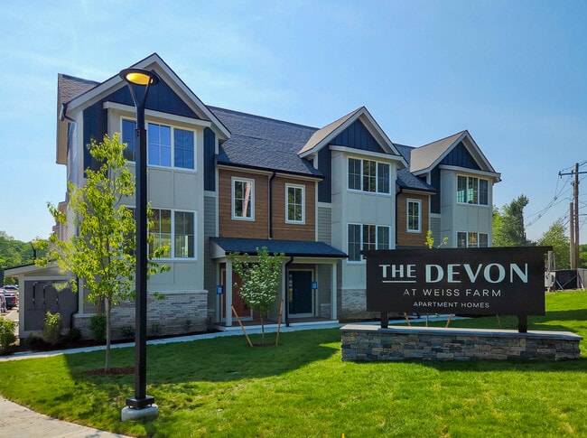 The Devon at Weiss Farm
