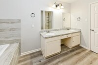 16622 E Rippleridge Dr photo'