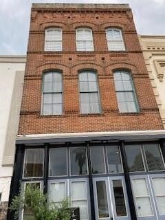 property at 2415 Market St