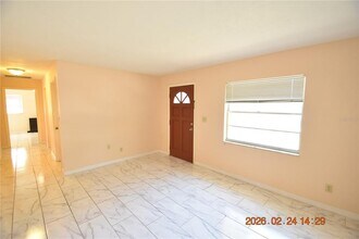 5028 16th St in Zephyrhills, FL - Building Photo - Building Photo