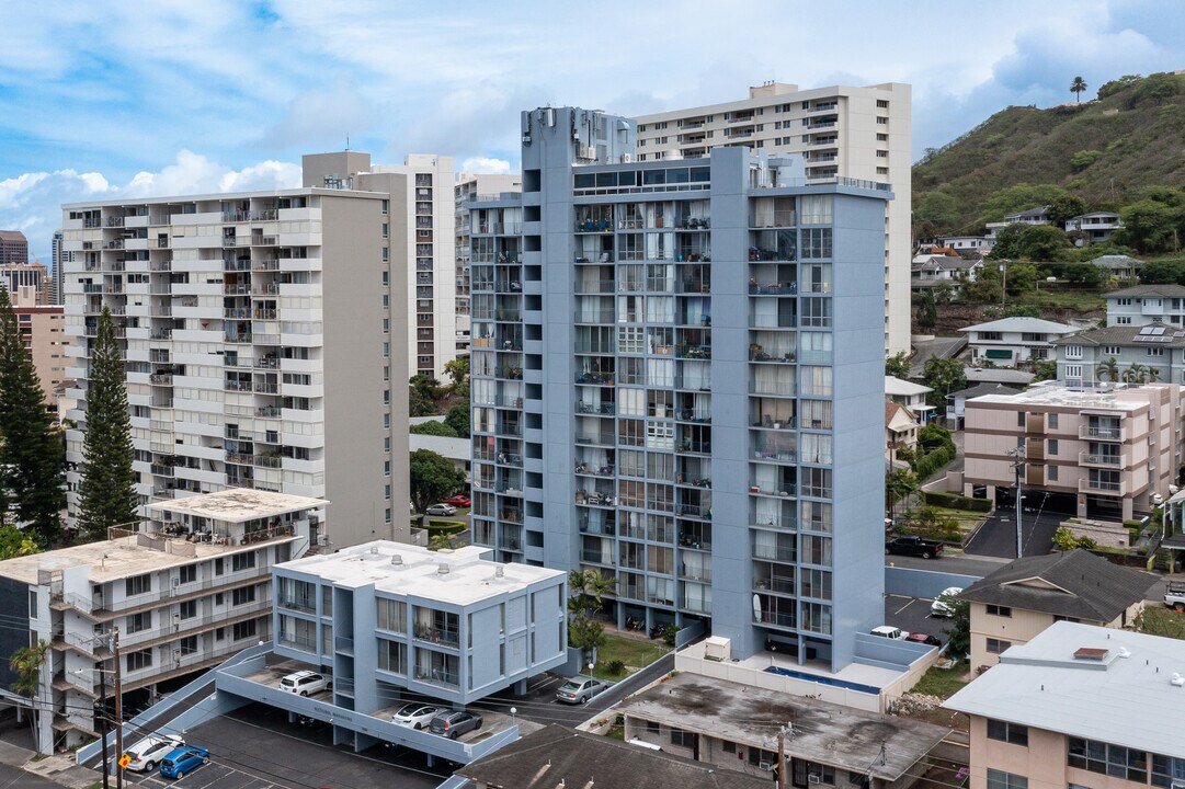 Victoria Mansion in Honolulu, HI - Foto de edificio