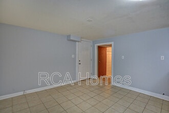 52 Jenny Ln in Indianapolis, IN - Building Photo - Building Photo